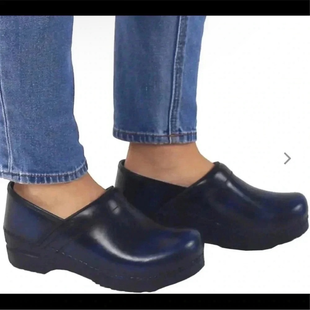 Dansko Professional Clogs Blue Patent Leather Women’s